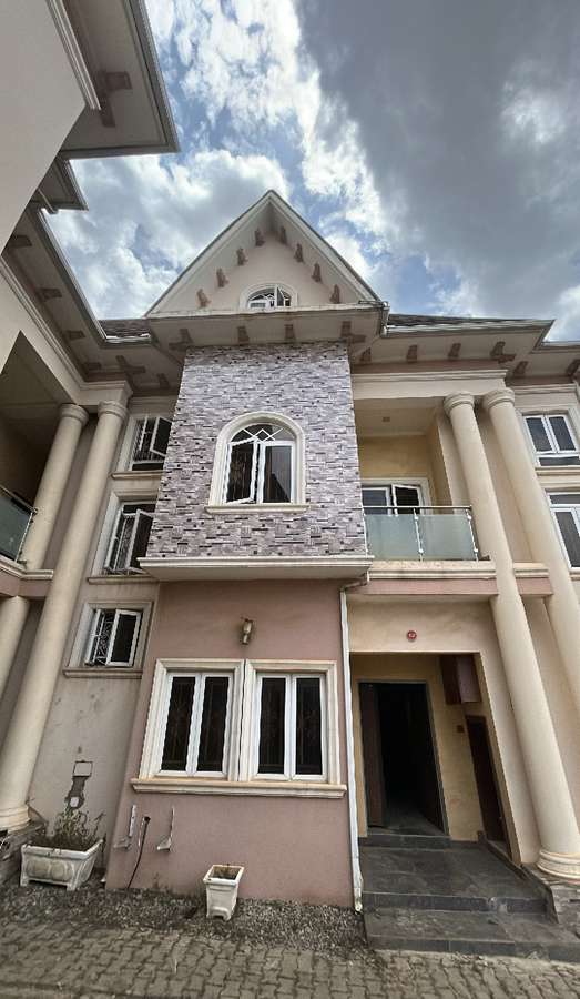 3-Bedroom Apartment With Boys Quarters in Abuja