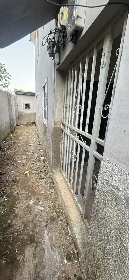 One-Bedroom Apartment in Jikwoyi, Abuja