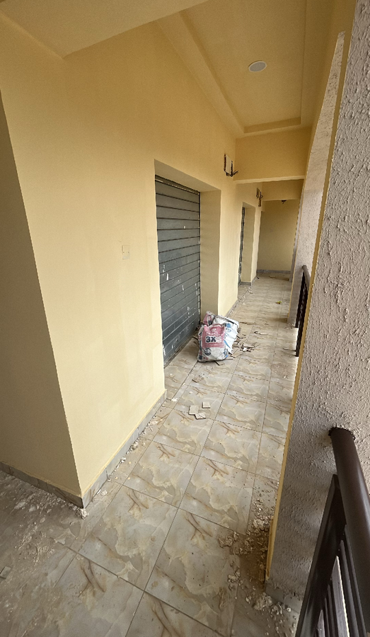 Shop E